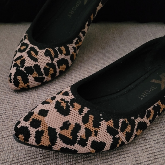 anne klein leopard print flats